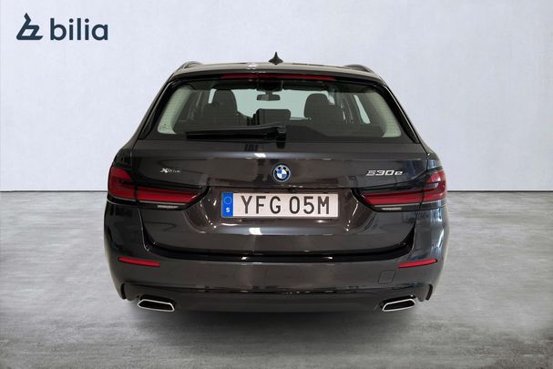 BMW 530 Touring xDrive 216 kW image number 3