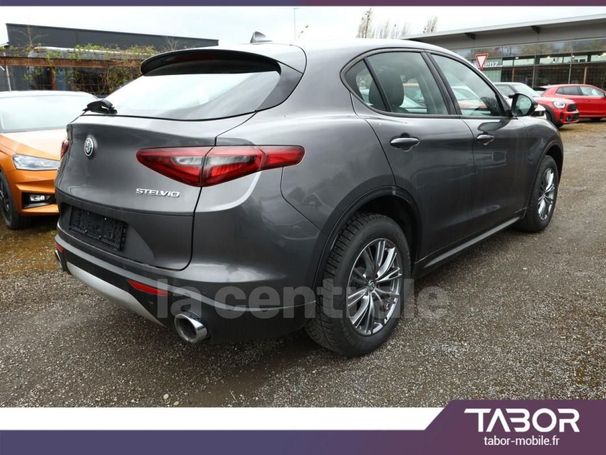 Alfa Romeo Stelvio 2.2 Diesel AT8 Q4 154 kW image number 2