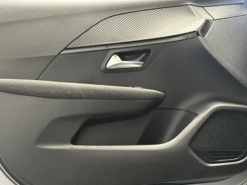 Car image 50