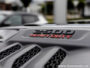 Car image 45