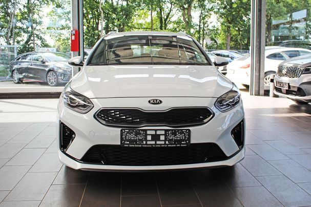 Kia Ceed Sportswagon Plug-in Hybrid Vision 104 kW image number 3