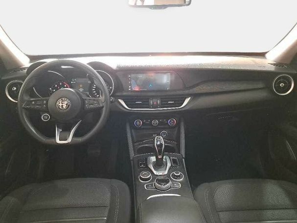 Alfa Romeo Stelvio Diesel 140 kW image number 3