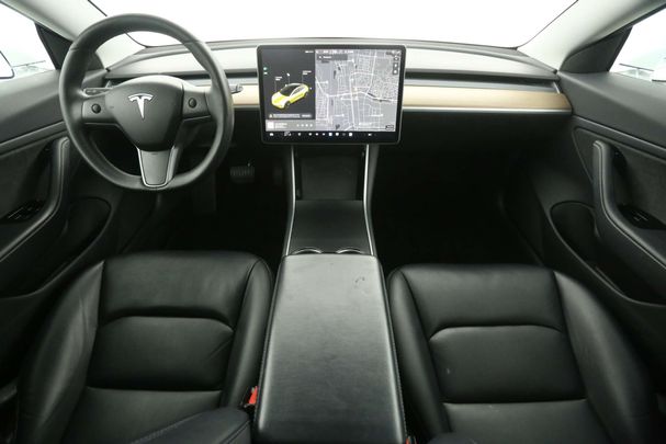 Tesla Model 3 60 Plus 175 kW image number 8