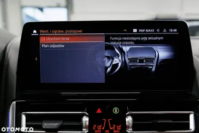 Car image 40