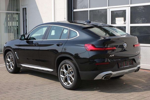 BMW X4 xDrive20i 135 kW image number 3