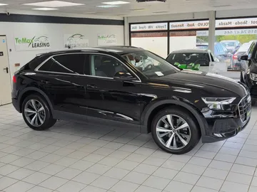 Car image 40