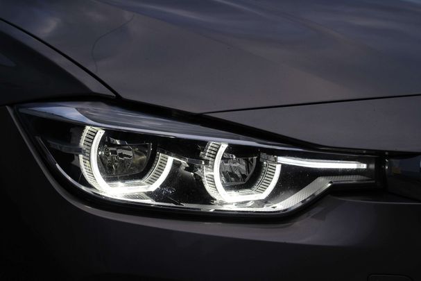 BMW 320d Touring xDrive 140 kW image number 30