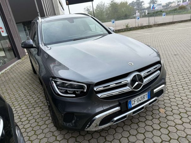 Mercedes-Benz GLC 200 d 4Matic 120 kW image number 3