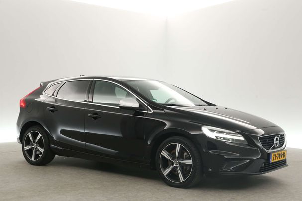 Volvo V40 T3 112 kW image number 3