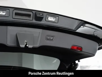 Car image 38
