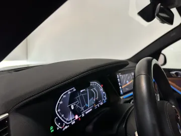 Car image 41