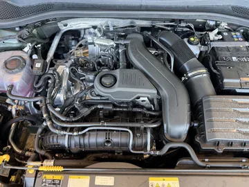 Car image 38