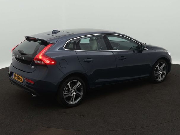 Volvo V40 T3 113 kW image number 11