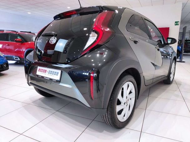 Toyota Aygo X 1.0 VVT-i 53 kW image number 2