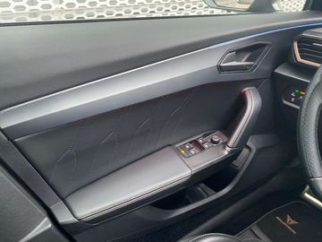 Car image 31