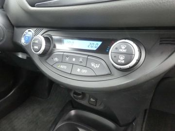 Car image 37