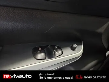 Car image 34