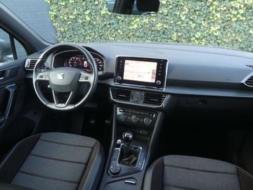 Car image 33