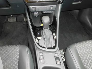 Car image 10