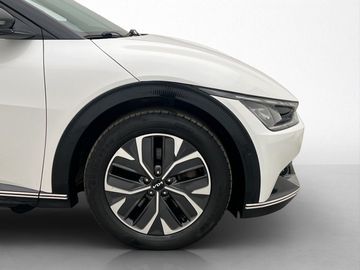 Car image 34