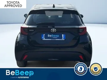 Car image 4