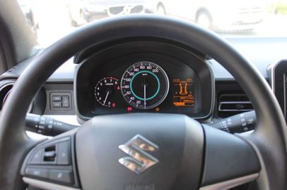 Car image 24