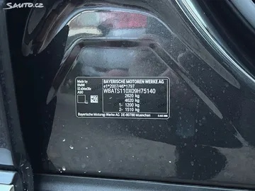 Car image 49