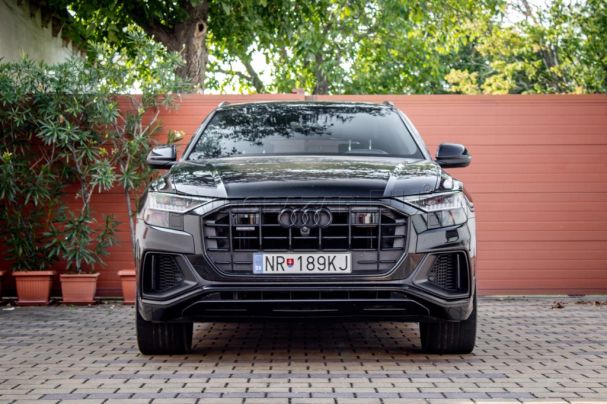 Audi Q8 55 TFSI 250 kW image number 2