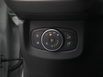 Car image 38