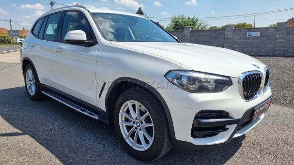 BMW X3 sDrive18d Advantage 110 kW image number 10