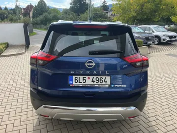 Car image 39