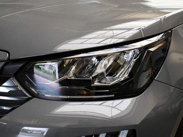 Car image 25