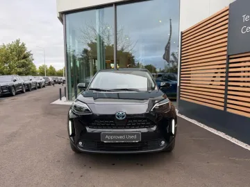 Car image 3