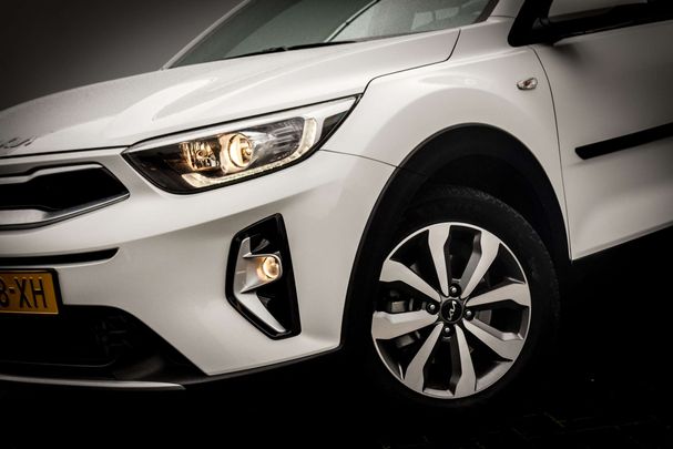 Kia Stonic 1.0 T-GDi 120 88 kW image number 8