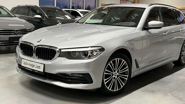 BMW 520d Touring xDrive Sport Line 140 kW image number 16