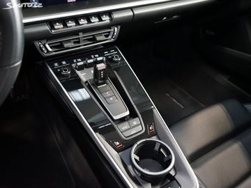 Car image 38