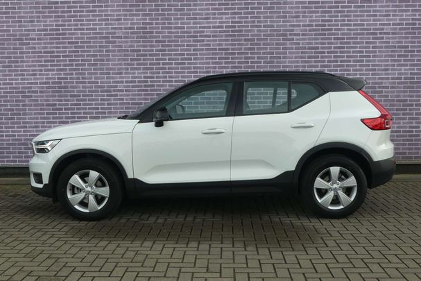 Volvo XC40 T3 120 kW image number 4