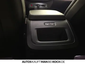 Car image 34