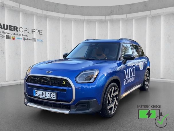 Mini Cooper SE Countryman ALL4 230 kW image number 1