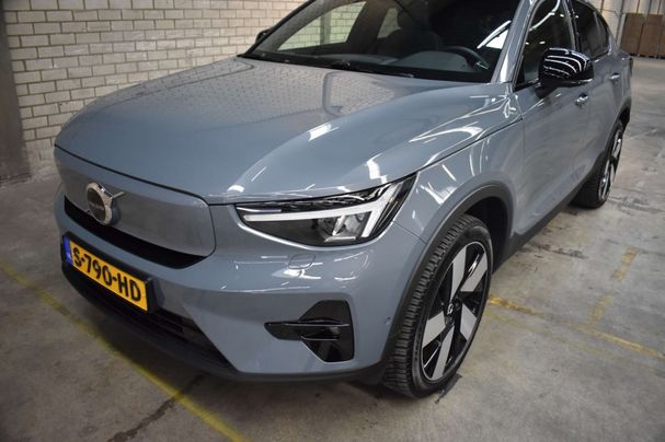 Volvo C40 h Single Ultimate 69 kW image number 1