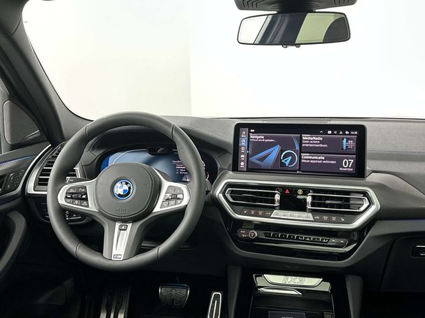 BMW iX3 210 kW image number 25