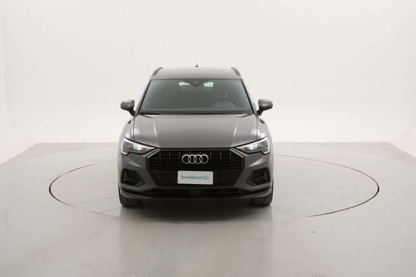 Audi Q3 35 TDI S tronic 110 kW image number 9