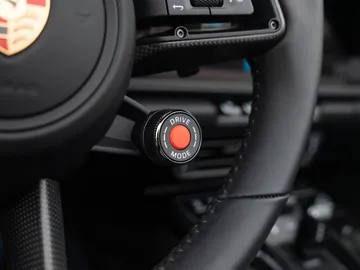 Car image 39