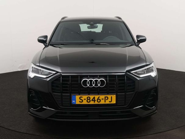 Audi Q3 45 TFSIe S-line 180 kW image number 2