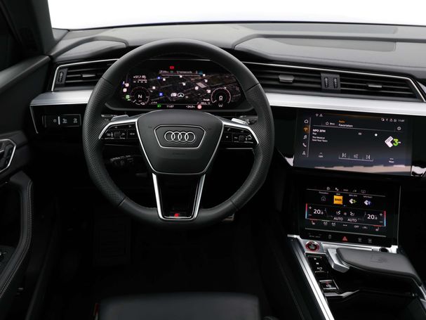 Audi SQ8 quattro e-tron Sportback 370 kW image number 28