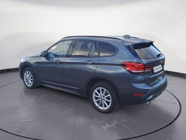 BMW X1 sDrive18i Advantage 100 kW image number 4