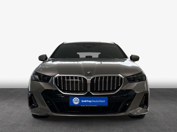 BMW 530 Touring 220 kW image number 2