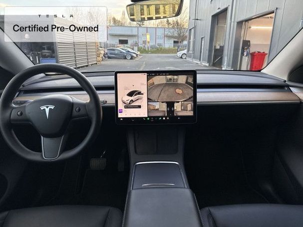 Tesla Model Y Long Range AWD 258 kW image number 20