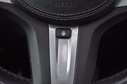 Car image 38