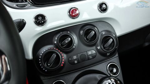 Car image 21